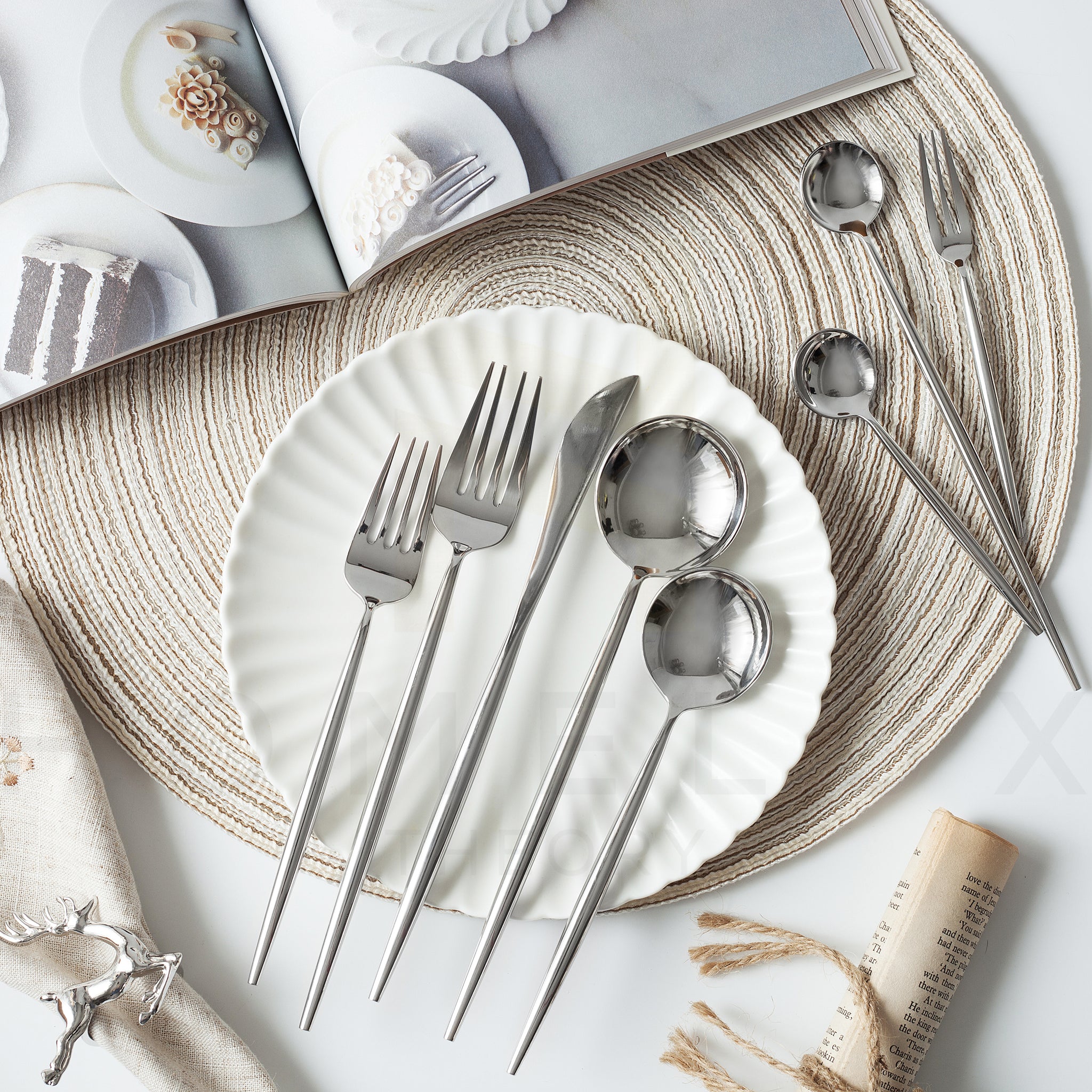 Modern Stainless Steel Flatware Set - Silver